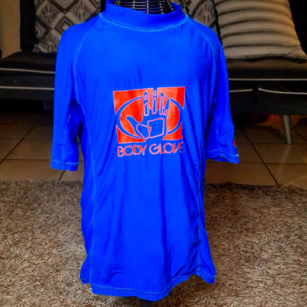 Body Glove swim shirt